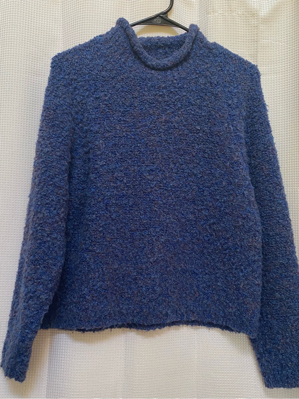 Ladies LIMITED Blue Boucle Roll Neck Sweater Size Small